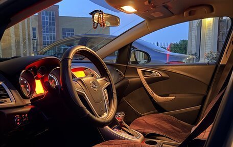 Opel Astra J, 2013 год, 720 000 рублей, 10 фотография