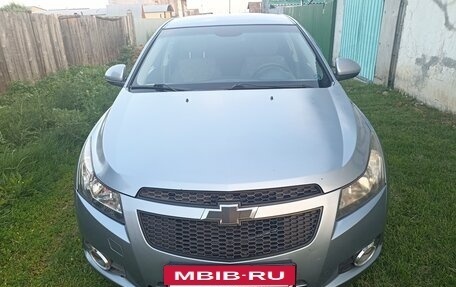 Chevrolet Cruze II, 2011 год, 670 000 рублей, 2 фотография