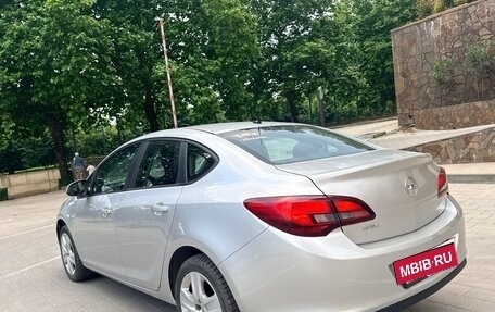 Opel Astra J, 2013 год, 720 000 рублей, 7 фотография