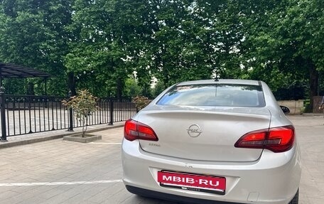Opel Astra J, 2013 год, 720 000 рублей, 6 фотография