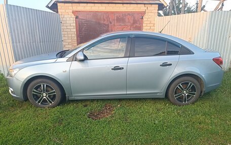 Chevrolet Cruze II, 2011 год, 670 000 рублей, 7 фотография