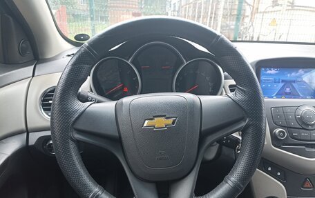 Chevrolet Cruze II, 2011 год, 670 000 рублей, 17 фотография