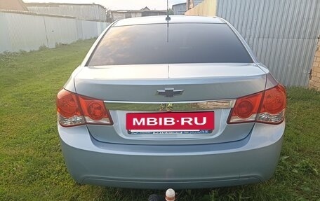 Chevrolet Cruze II, 2011 год, 670 000 рублей, 8 фотография