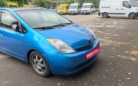 Toyota Prius, 2006 год, 760 000 рублей, 11 фотография