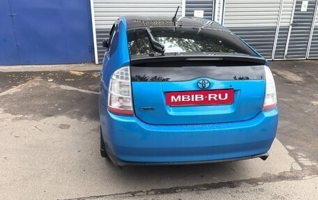Toyota Prius, 2006 год, 760 000 рублей, 16 фотография