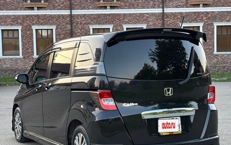 Honda Freed I, 2012 год, 1 230 000 рублей, 5 фотография