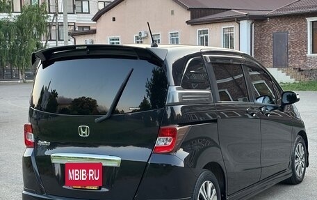 Honda Freed I, 2012 год, 1 230 000 рублей, 7 фотография