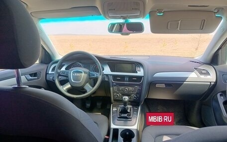 Audi A4, 2010 год, 1 300 000 рублей, 9 фотография