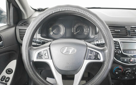 Hyundai Solaris II рестайлинг, 2011 год, 879 000 рублей, 16 фотография