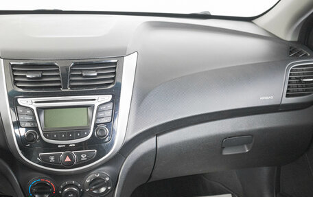 Hyundai Solaris II рестайлинг, 2011 год, 879 000 рублей, 15 фотография
