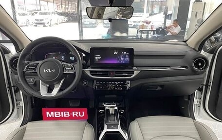 KIA K3, 2023 год, 1 310 000 рублей, 8 фотография