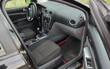 Ford Focus II рестайлинг, 2011 год, 700 000 рублей, 3 фотография