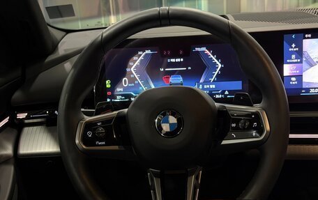 BMW 5 серия, 2024 год, 6 100 000 рублей, 15 фотография