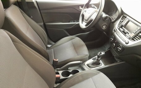 Hyundai Solaris II рестайлинг, 2018 год, 1 099 000 рублей, 12 фотография