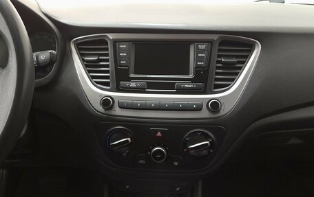 Hyundai Solaris II рестайлинг, 2018 год, 1 099 000 рублей, 15 фотография