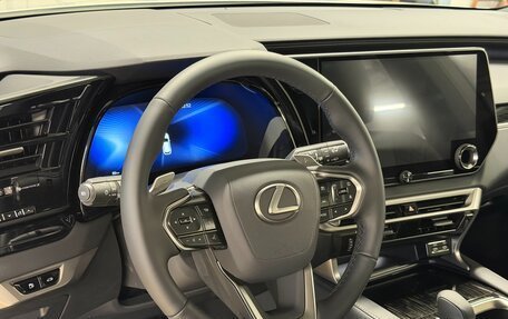 Lexus RX IV рестайлинг, 2025 год, 7 799 000 рублей, 20 фотография
