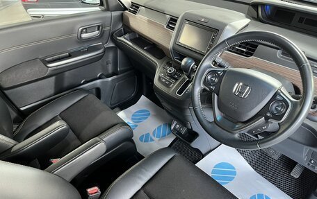 Honda Freed II, 2022 год, 1 690 000 рублей, 13 фотография
