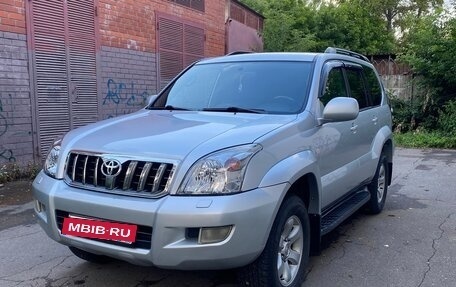 Toyota Land Cruiser Prado 120 рестайлинг, 2008 год, 1 800 000 рублей, 2 фотография