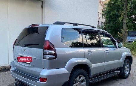 Toyota Land Cruiser Prado 120 рестайлинг, 2008 год, 1 800 000 рублей, 7 фотография