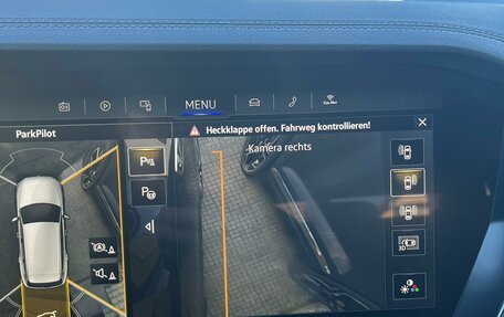 Volkswagen Touareg III, 2021 год, 7 800 000 рублей, 14 фотография