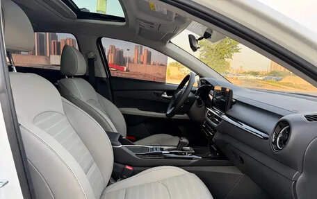KIA K3, 2023 год, 1 640 000 рублей, 11 фотография