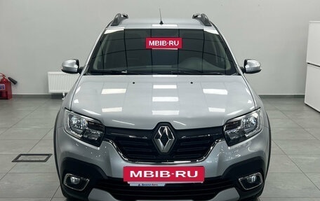 Renault Sandero II рестайлинг, 2021 год, 1 360 000 рублей, 2 фотография