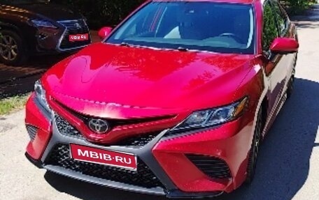 Toyota Camry, 2020 год, 2 360 000 рублей, 1 фотография