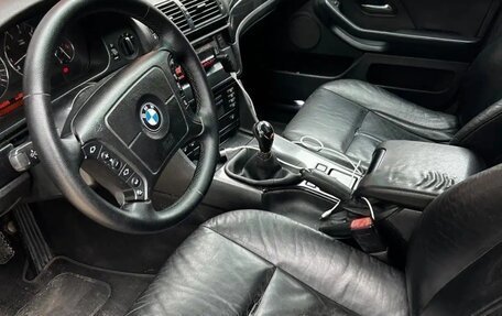 BMW 5 серия, 2000 год, 450 000 рублей, 7 фотография