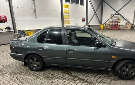 Nissan Primera II рестайлинг, 1994 год, 170 000 рублей, 6 фотография