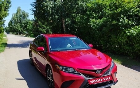 Toyota Camry, 2020 год, 2 360 000 рублей, 2 фотография