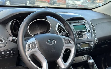 Hyundai ix35 I рестайлинг, 2012 год, 979 000 рублей, 11 фотография