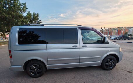 Volkswagen Multivan T5, 2006 год, 1 400 000 рублей, 3 фотография