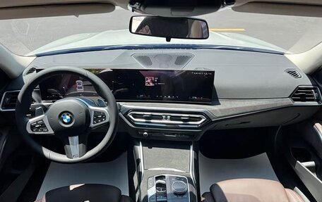 BMW 3 серия, 2023 год, 3 256 000 рублей, 11 фотография
