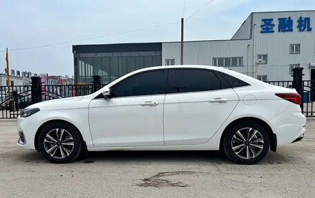 Ford Escort, 2022 год, 1 140 028 рублей, 4 фотография