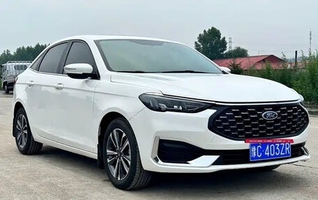 Ford Escort, 2022 год, 1 140 028 рублей, 3 фотография