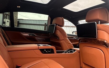 BMW 7 серия, 2016 год, 4 900 000 рублей, 12 фотография