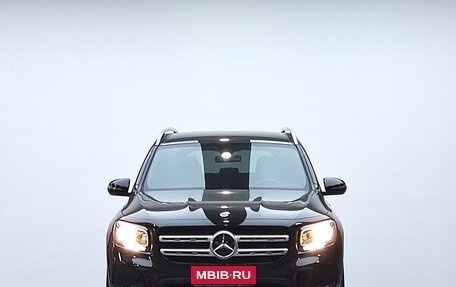 Mercedes-Benz GLB, 2023 год, 2 090 000 рублей, 1 фотография