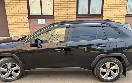 Toyota RAV4, 2021 год, 3 499 000 рублей, 6 фотография
