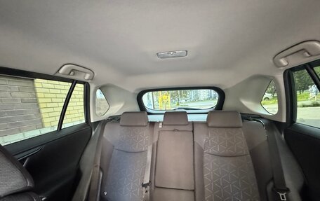 Toyota RAV4, 2021 год, 3 499 000 рублей, 4 фотография