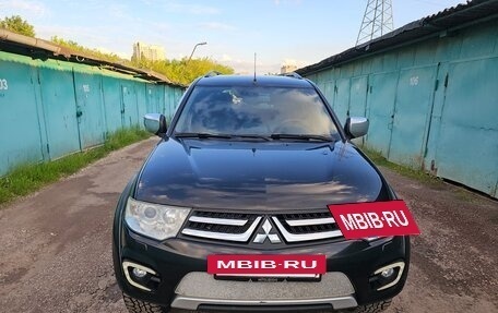 Mitsubishi Pajero Sport II рестайлинг, 2015 год, 1 950 000 рублей, 2 фотография