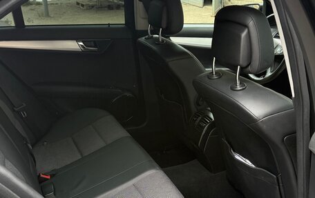 Mercedes-Benz C-Класс, 2009 год, 800 000 рублей, 10 фотография