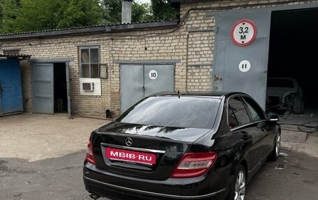 Mercedes-Benz C-Класс, 2009 год, 800 000 рублей, 3 фотография