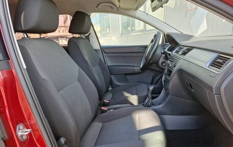 Skoda Rapid I, 2015 год, 718 000 рублей, 3 фотография