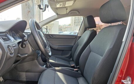 Skoda Rapid I, 2015 год, 718 000 рублей, 9 фотография