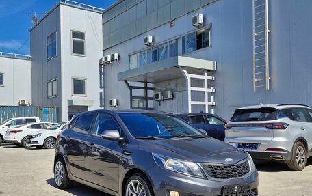 KIA Rio III рестайлинг, 2013 год, 688 000 рублей, 2 фотография