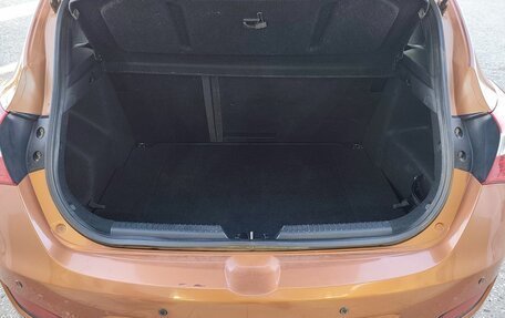Hyundai i30 II рестайлинг, 2015 год, 850 000 рублей, 15 фотография
