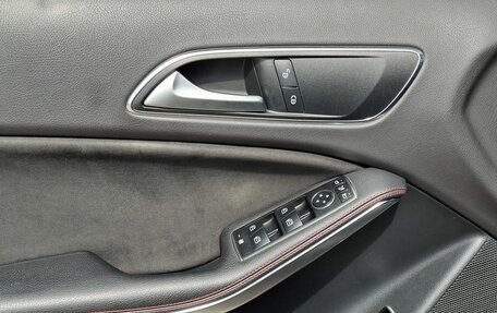 Mercedes-Benz GLA, 2016 год, 1 990 000 рублей, 11 фотография