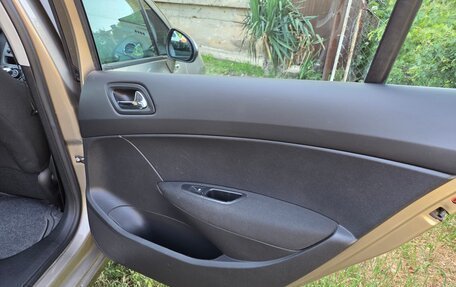 Peugeot 408 I рестайлинг, 2012 год, 650 000 рублей, 19 фотография