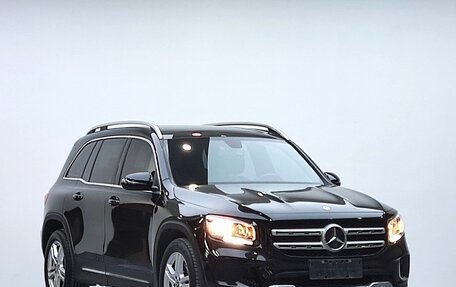 Mercedes-Benz GLB, 2023 год, 2 090 000 рублей, 2 фотография