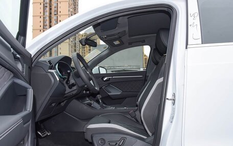Audi Q3, 2023 год, 2 498 999 рублей, 23 фотография